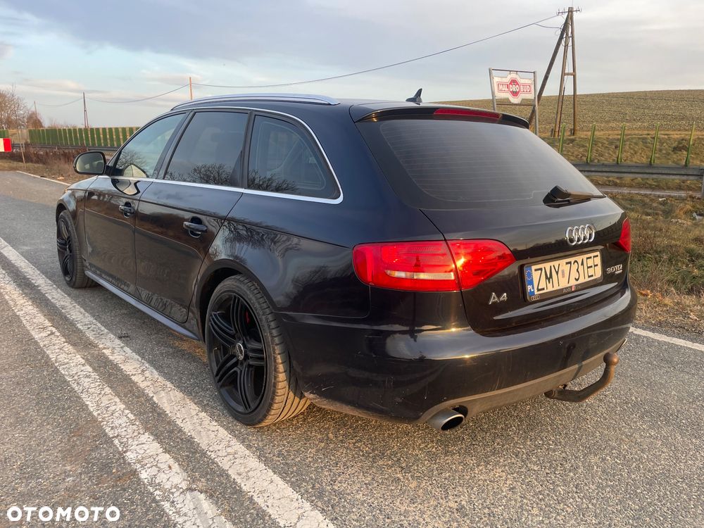 Audi A4 Avant 3.0 TDI DPF clean diesel quattro tiptron Attraction - 5