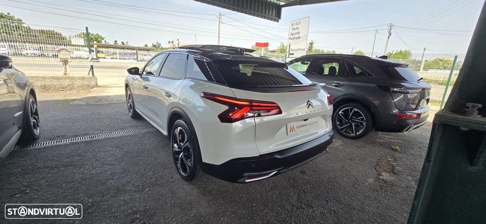 Citroën C5 X 1.6 Hybrid Shine Pack e-EAT8 - 8