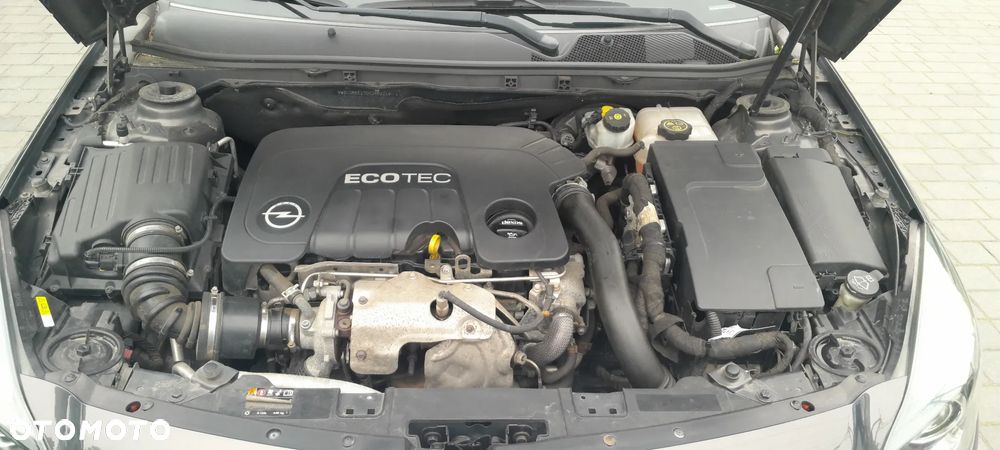Opel Insignia - 23
