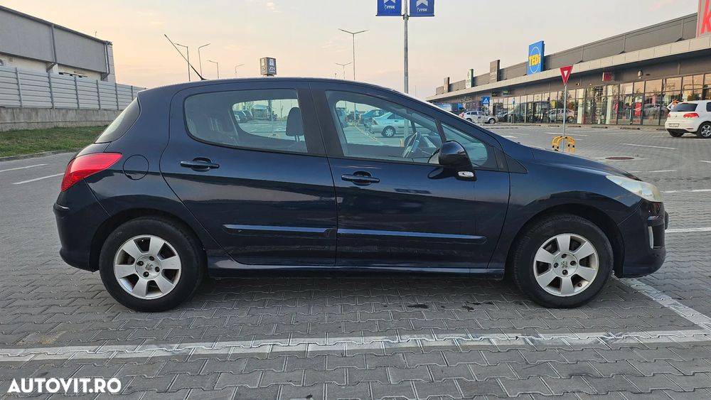 Peugeot 308 1.6E Premium - 2