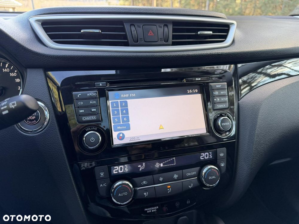 Nissan Qashqai 1.2 DIG-T Tekna - 28