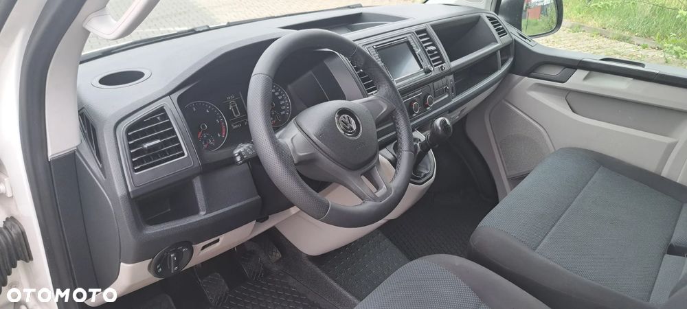 Volkswagen Transporter T6 - 19