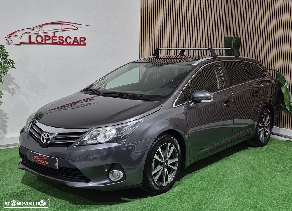 Toyota Avensis SW 2.0 D-4D Exclusive +GPS - 1