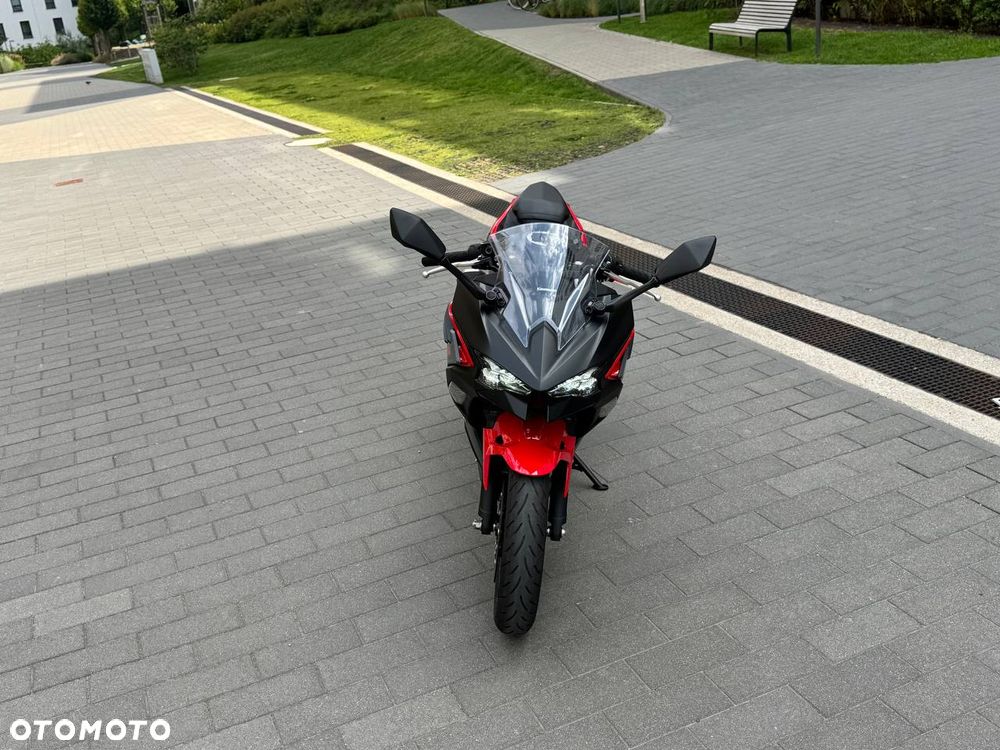 Kawasaki Ninja 500 - 13