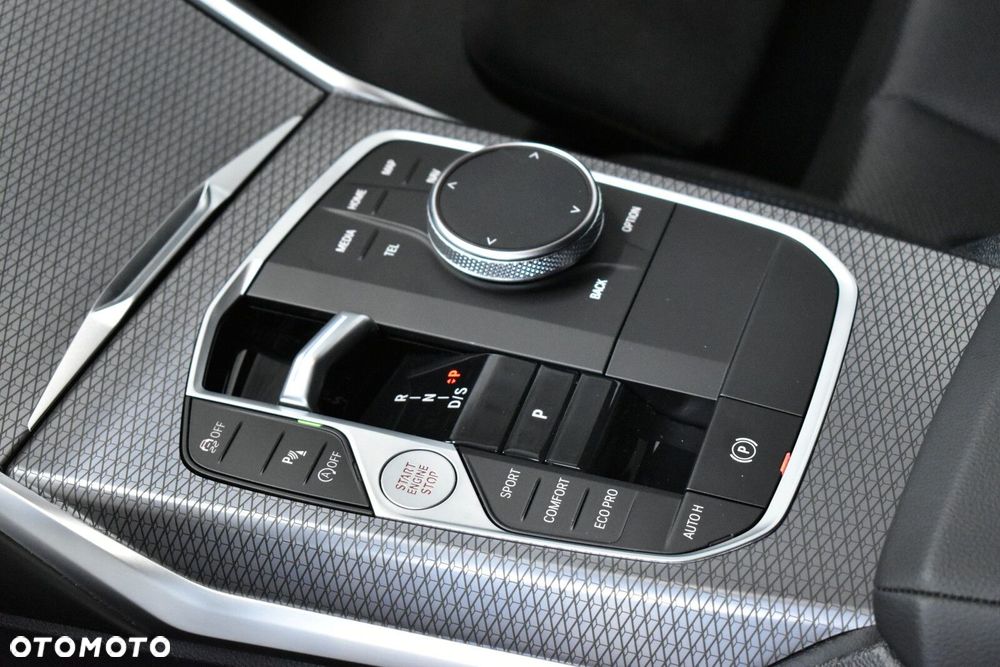 BMW Seria 3 - 21