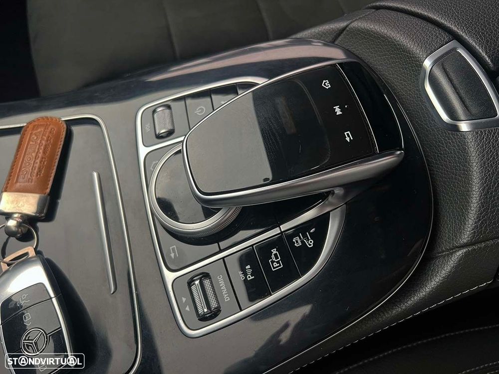 Mercedes-Benz E 300 de Avantgarde - 17