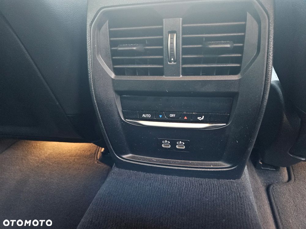 BMW Seria 3 320d xDrive M Sport Shadow - 25