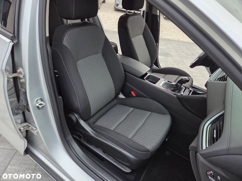 Opel Insignia 2.0 Business Edition - 22