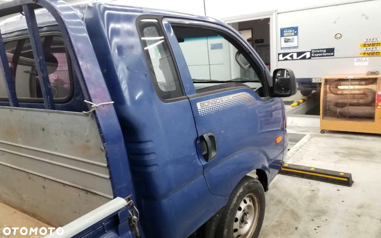 Kia K2500 - 29