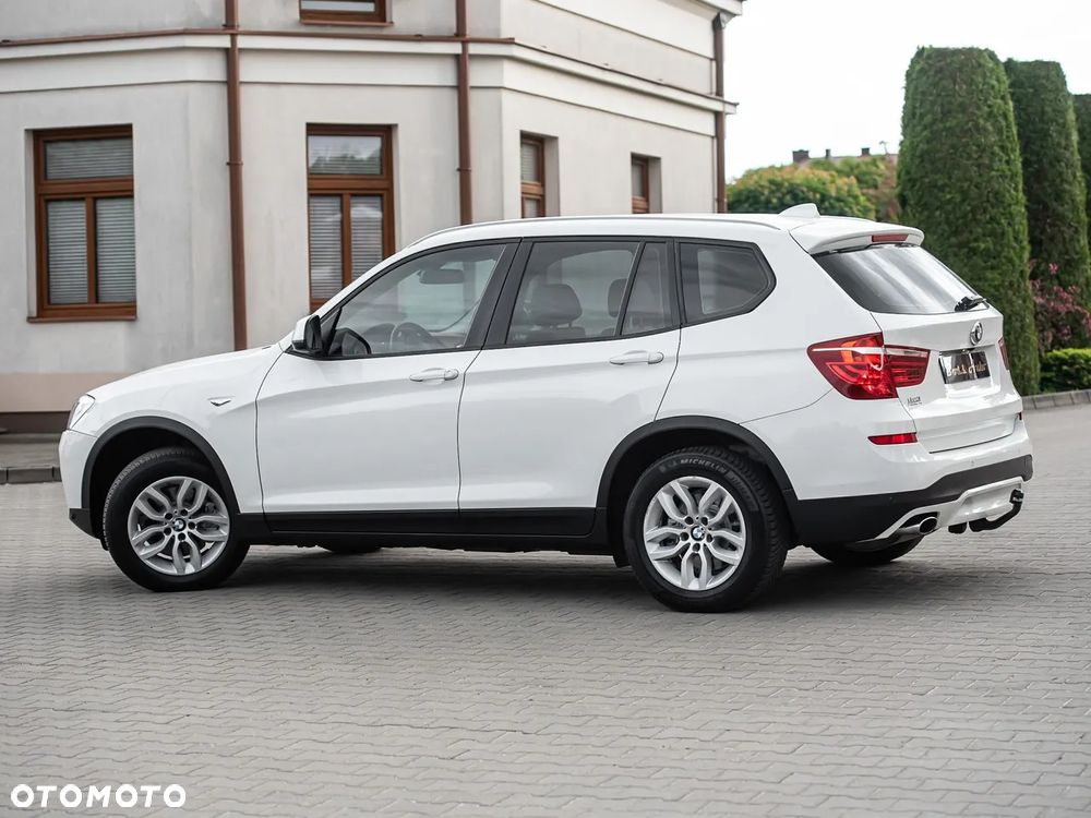BMW X3 sDrive18d xLine - 11