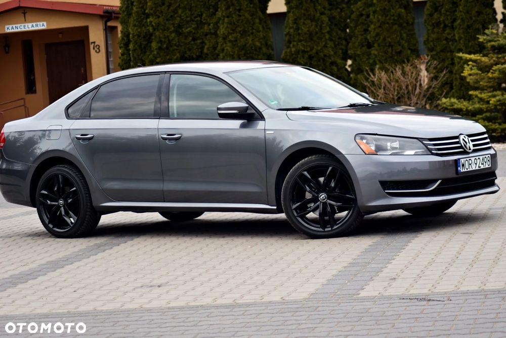 Volkswagen Passat - 25