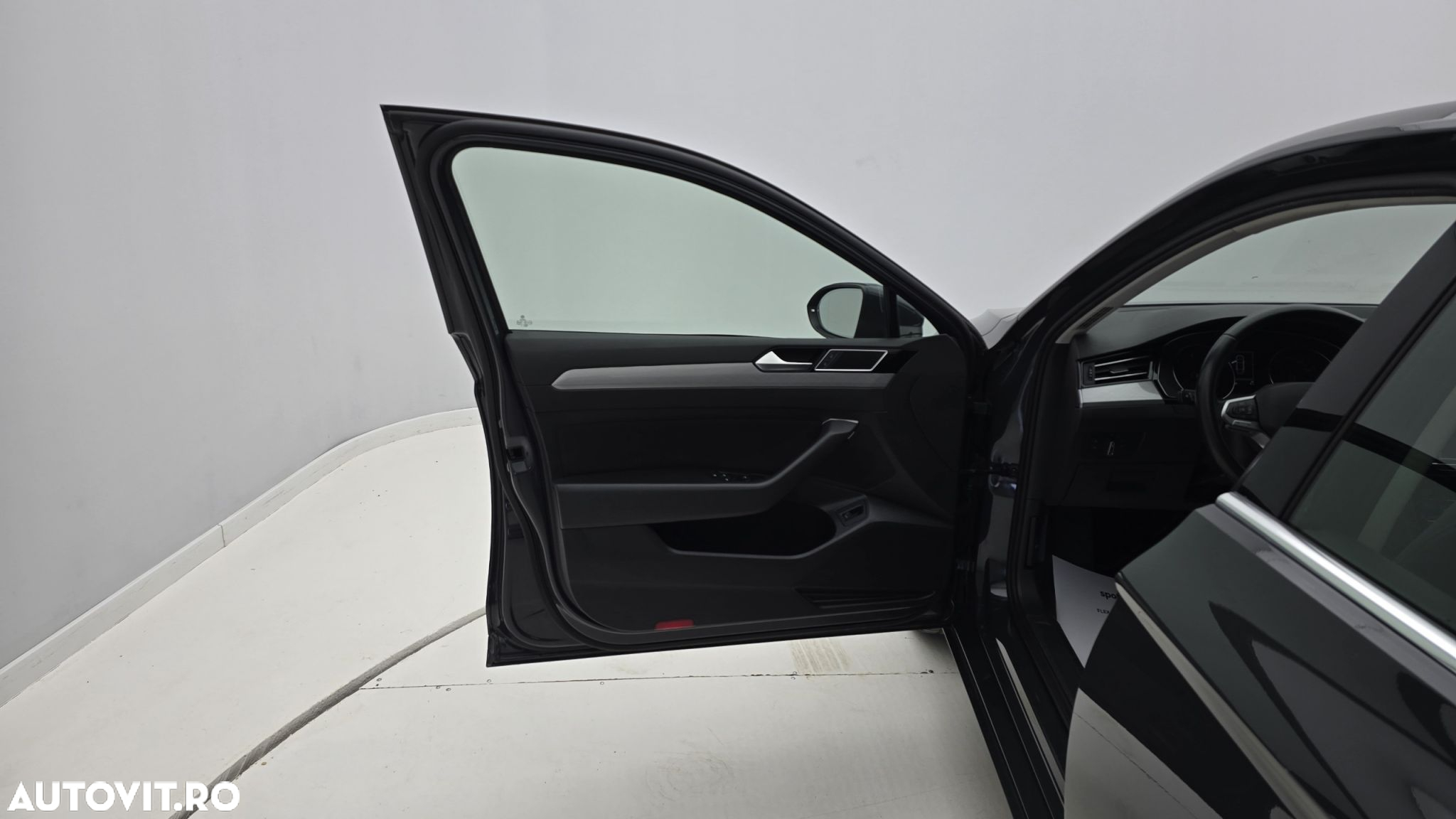Volkswagen Passat - 10