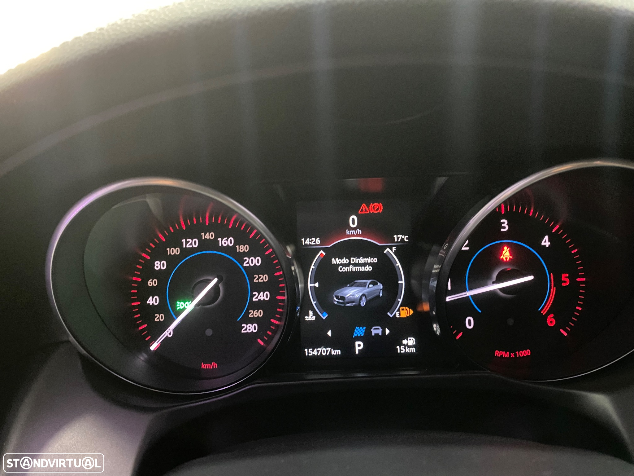 Jaguar XF 20d Aut. R-Sport - 22