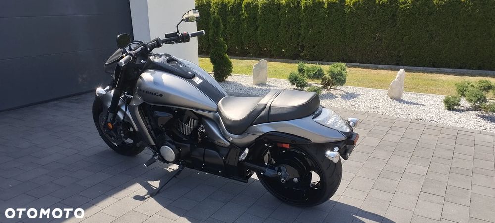 Suzuki Boulevard - 6
