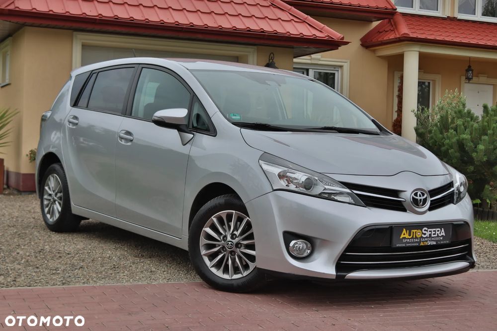 Toyota Verso 1.8 Premium 7os - 2