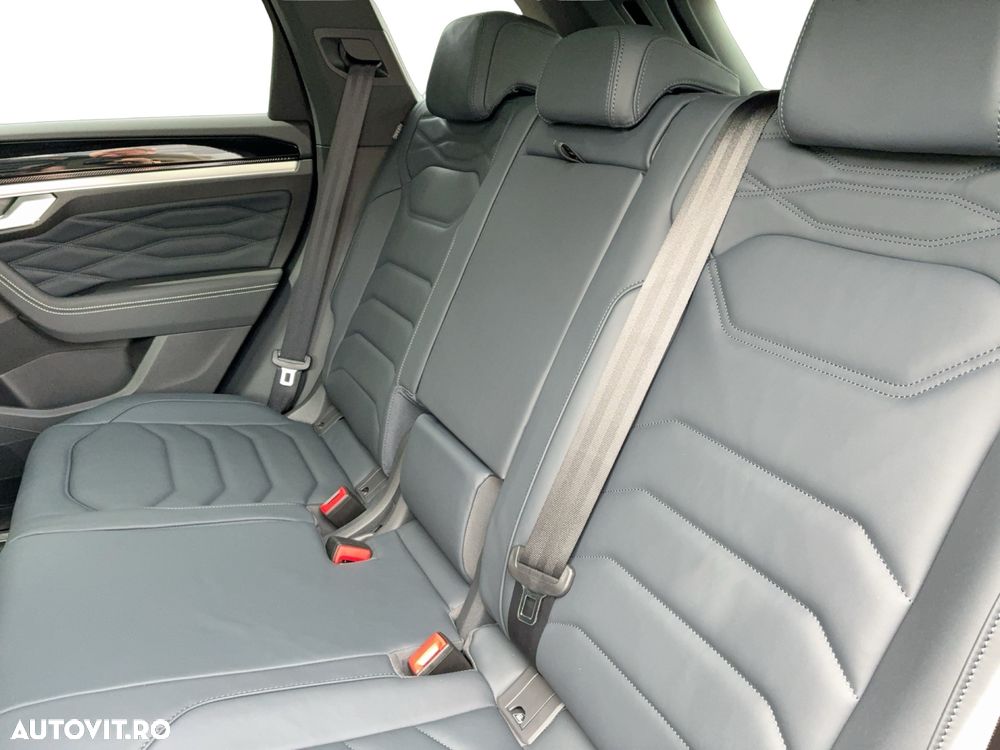 Volkswagen Touareg V6 TDI 4MOTION R-Line - 10