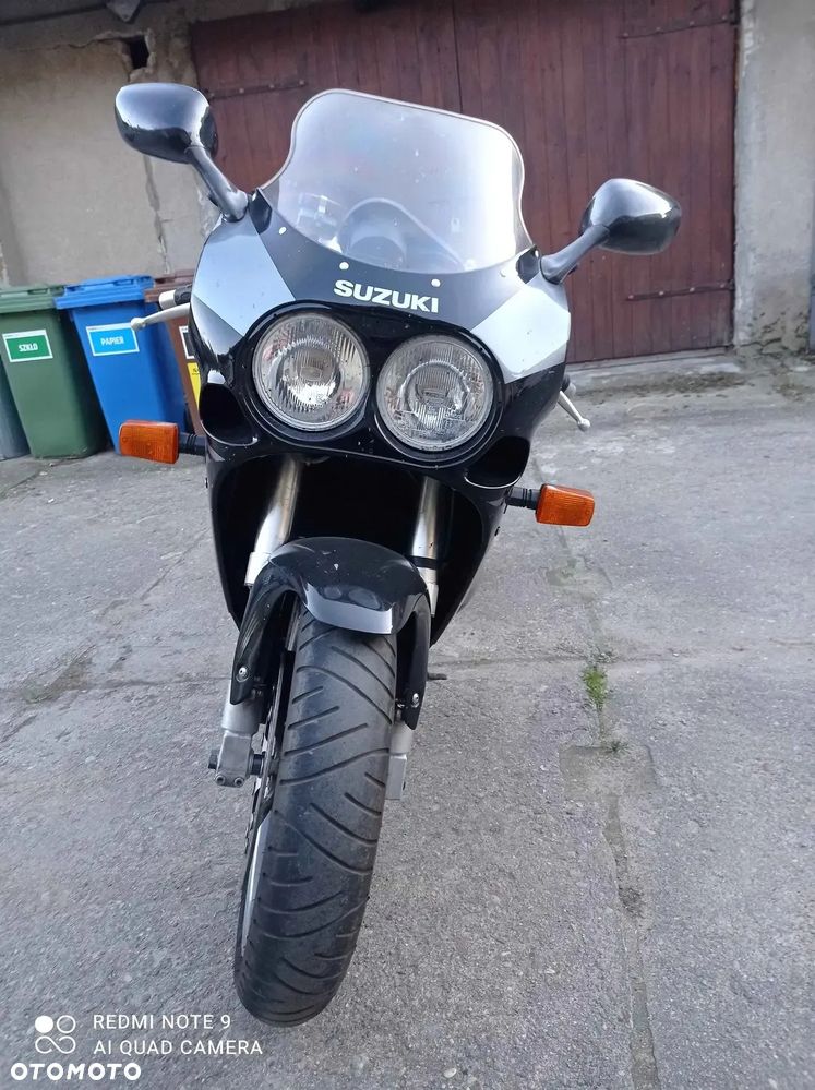 Suzuki GSX-R - 2