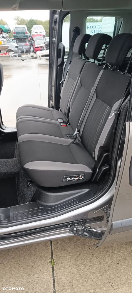 Fiat Doblo 1.4 T-Jet 16V Natural Power Lounge - 13