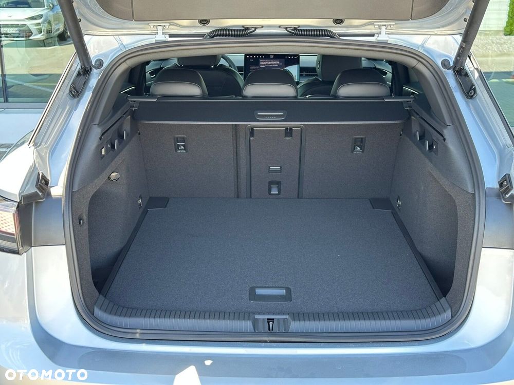 Volkswagen ID.7 77kWh Pro - 8