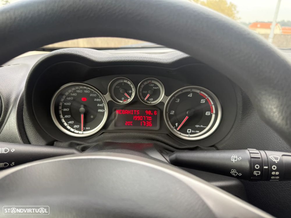 Alfa Romeo MiTo 1.3 JTD Distinctive - 15