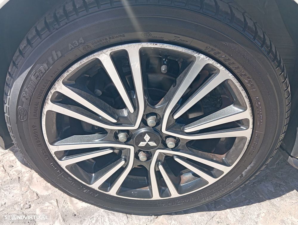 Mitsubishi Space Star 1.2 Intense - 5