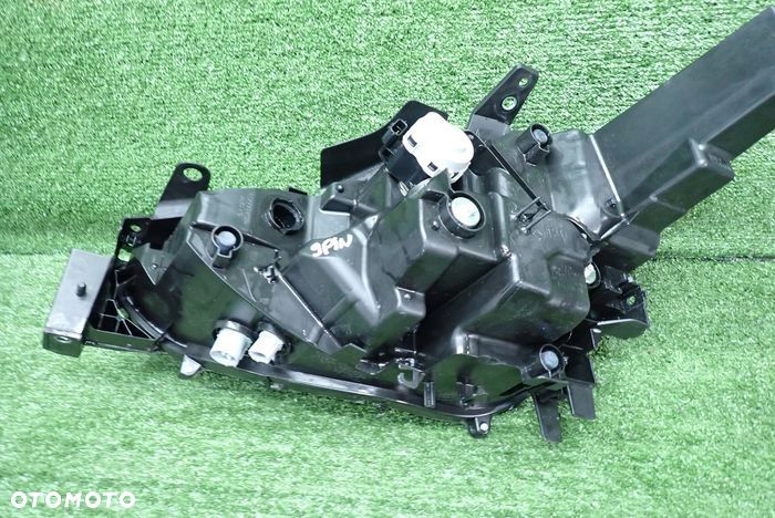 MAZDA CX5 II FULL LED 17- reflektor prawy lampa prawa 9PIN - 6