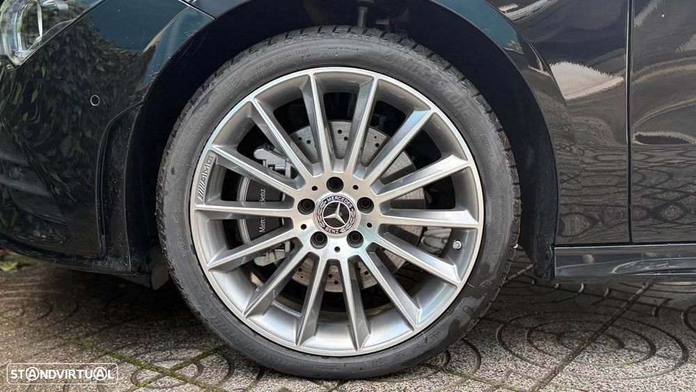 Mercedes-Benz CLA 250 e Shooting Brake AMG Line - 26