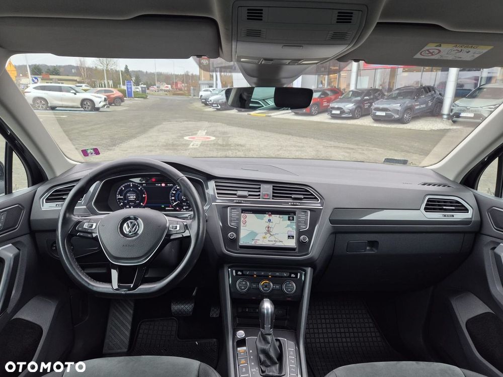 Volkswagen Tiguan - 5