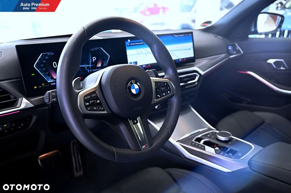 BMW Seria 3 330i xDrive M Sport - 14