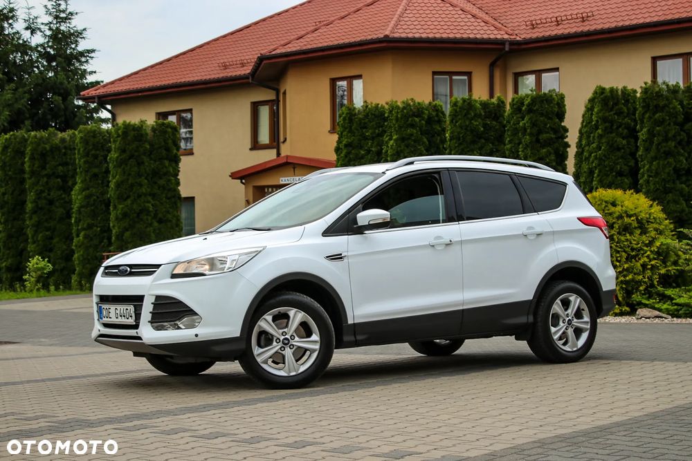 Ford Kuga 1.5 EcoBoost FWD Titanium ASS GPF - 4