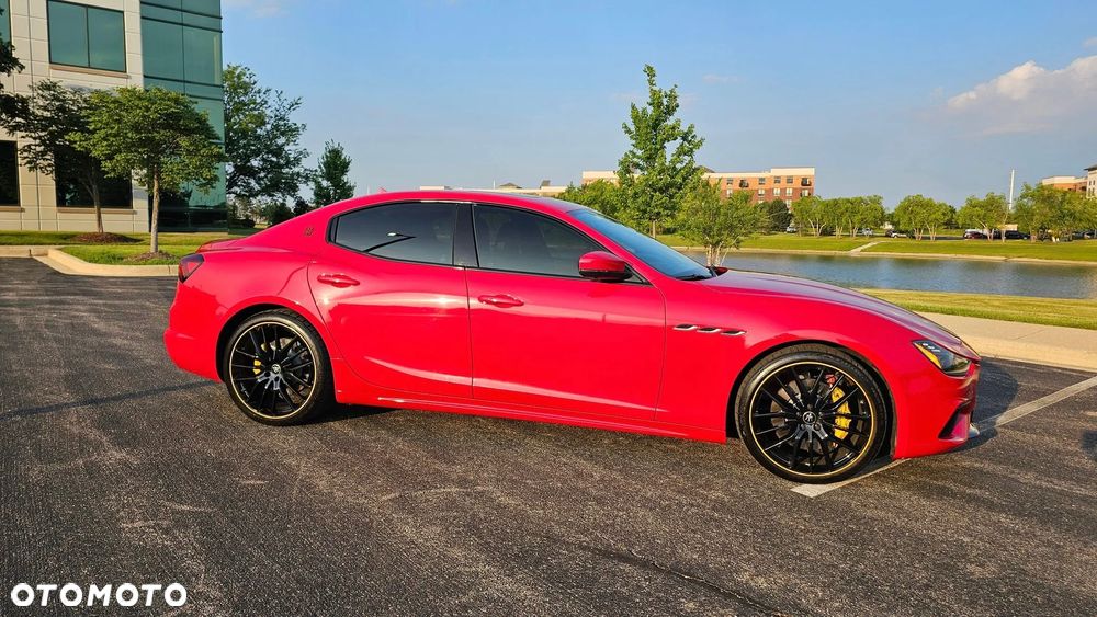 Maserati Ghibli - 8