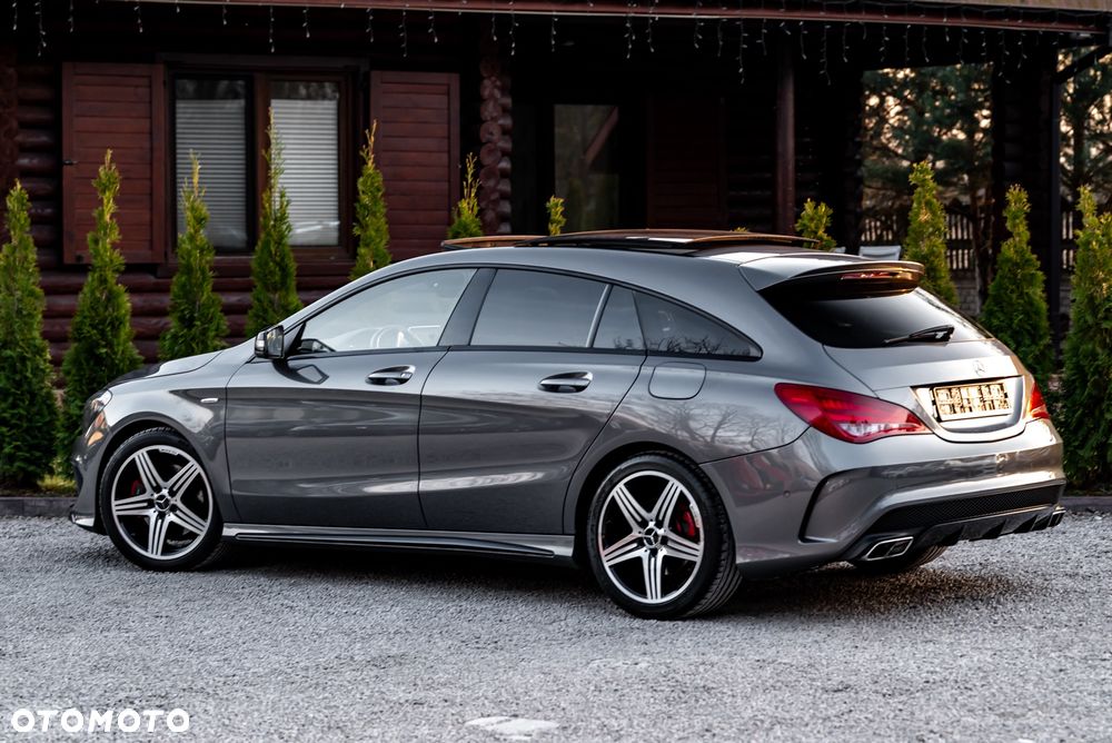Mercedes-Benz CLA 250 4Matic 7G-DCT Sport - 10