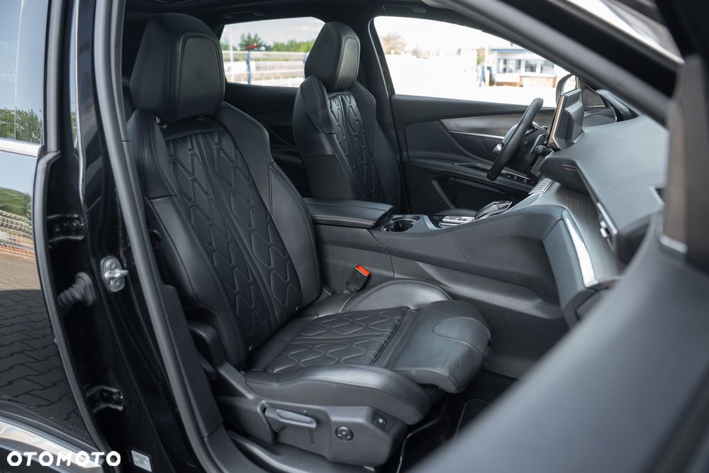 Peugeot 3008 1.6 PureTech HYbrid4 GT Line S&S EAT8 - 25
