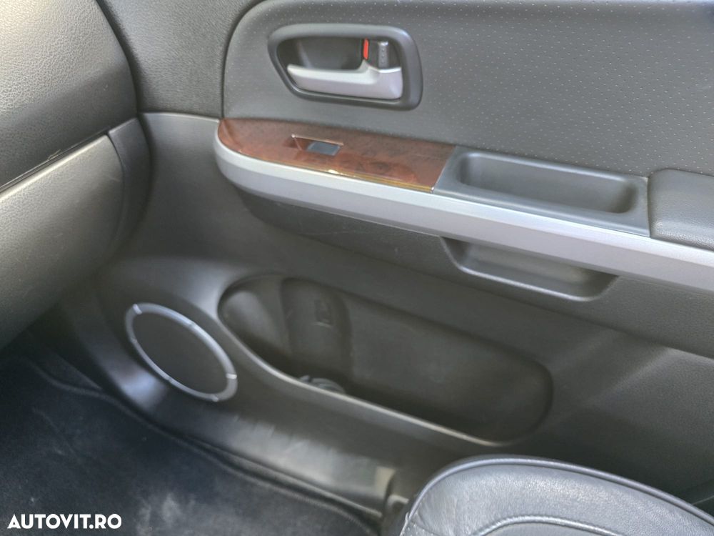Suzuki Grand Vitara 1.9 DDIS JLX Navi - 39