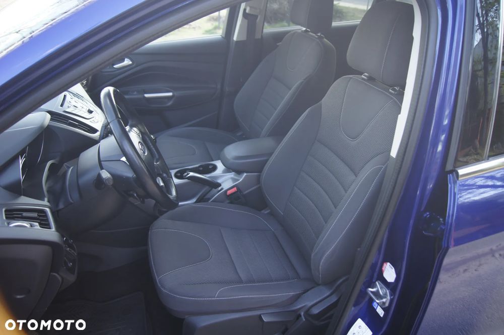 Ford Kuga 1.5 EcoBoost 2x4 Trend - 9