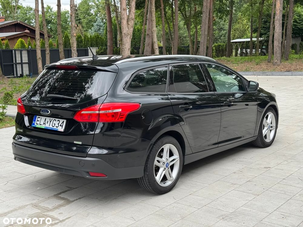 Ford Focus 1.0 EcoBoost Titanium - 10