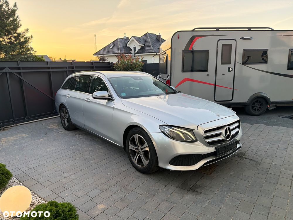 Mercedes-Benz Klasa E 220 d 9G-TRONIC Avantgarde - 1