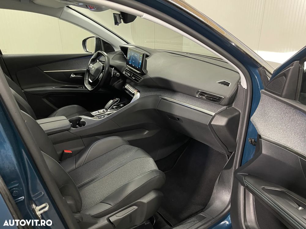 Peugeot 3008 Hybrid 225 e-EAT8 Allure Pack - 9