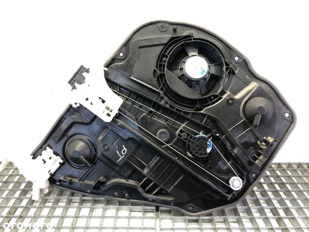 PODNOŚNIK SZYBY PRAWY TYŁ - 78.00 PLN - KIA CEED Sportswagon (CD) 2018 - 2022 1.4 T-GDI 103 kW - 2