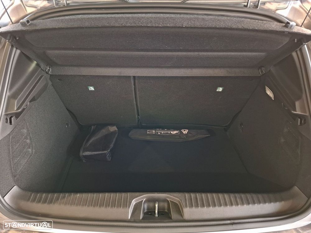 Renault Clio 1.0 TCe Techno Bi-Fuel - 27