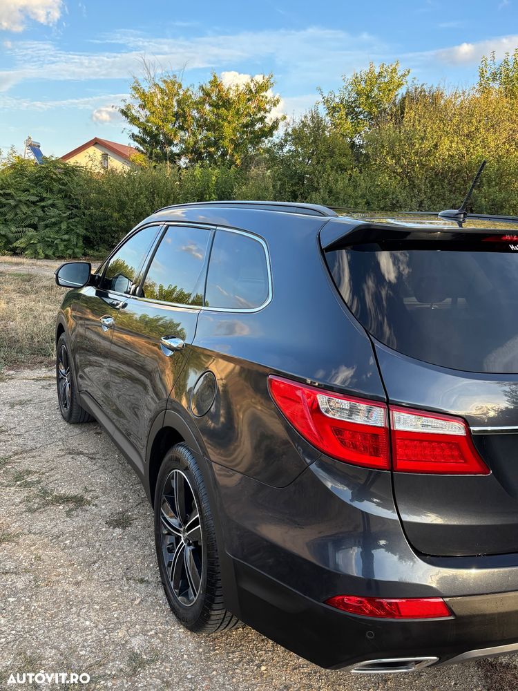 Hyundai Santa Fe 2.2 CRDi 4WD 7 seats Luxury+ - 11