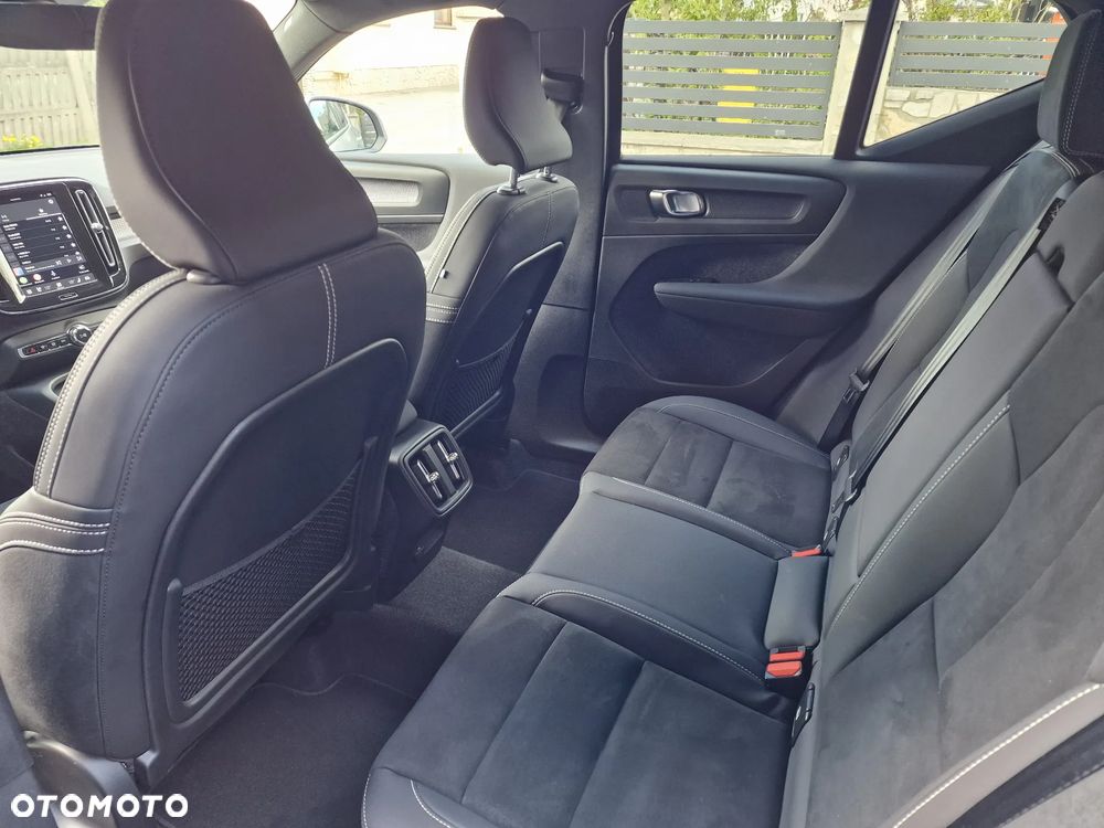 Volvo XC 40 B3 Core - 23