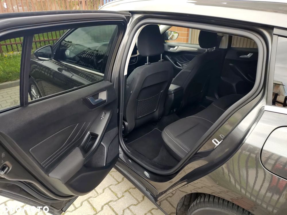 Ford Focus 1.0 EcoBoost Titanium X - 15