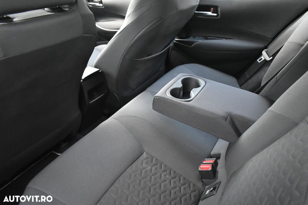 Toyota Corolla 1.8 HSD Dynamic - 15