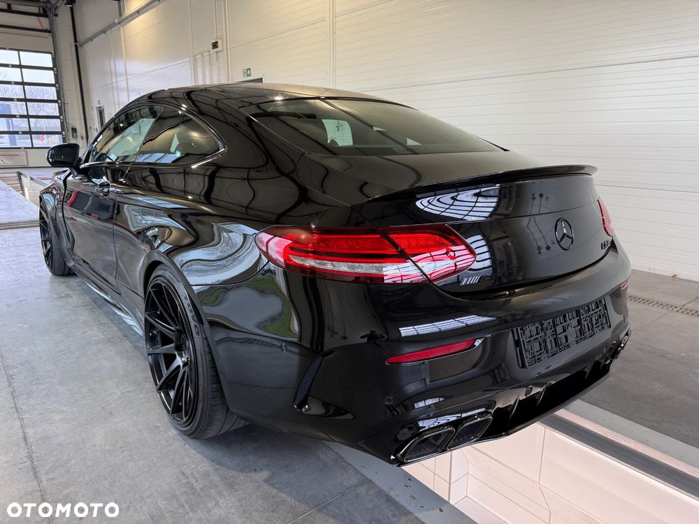 Mercedes-Benz Klasa C AMG 63 AMG Speedshift MCT 9G - 4