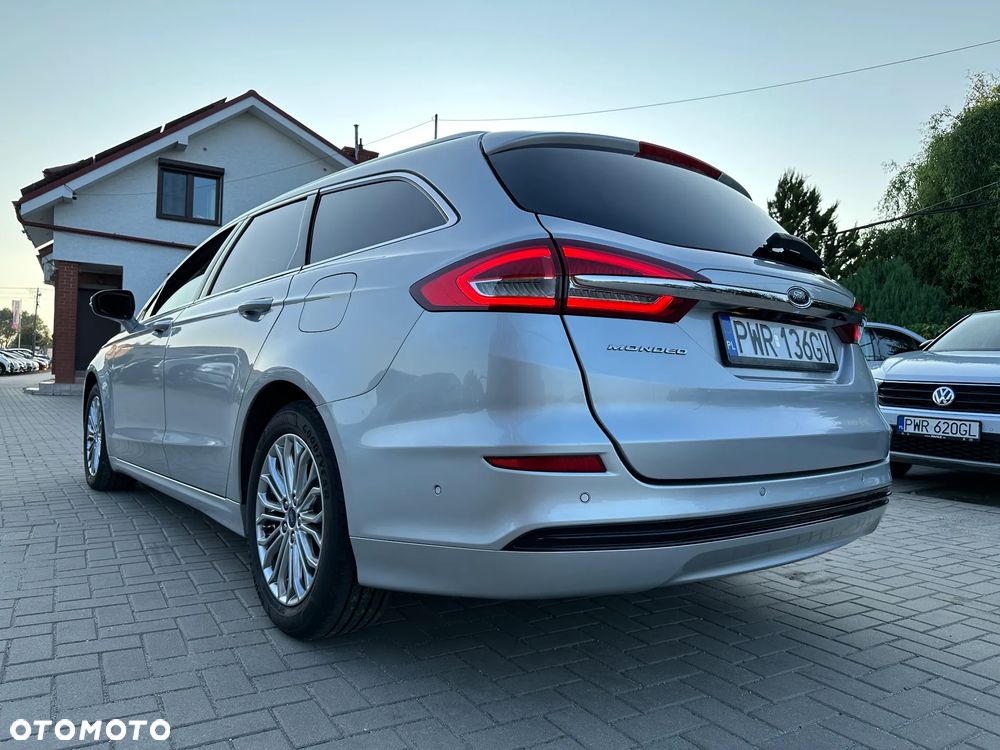 Ford Mondeo - 34