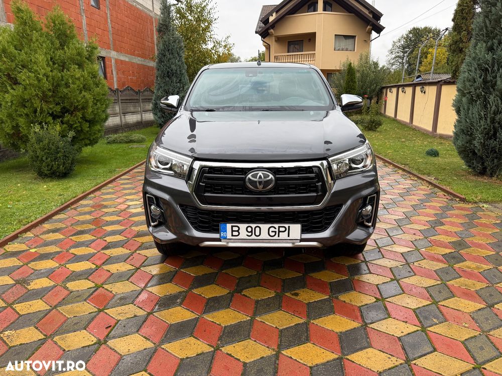 Toyota Hilux 4x4 Double Cab A/T cu Safety Sense Style - 3