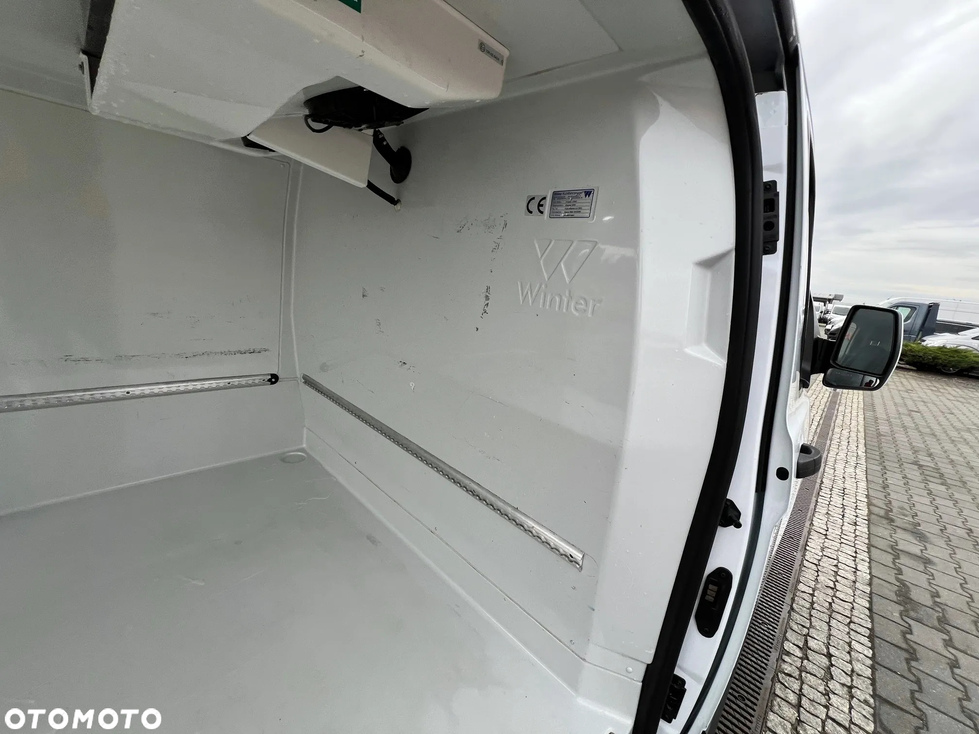 Ford Transit Custom Chłodnia/Mroźnia Izoterma/ 230V/ Import DE - 18