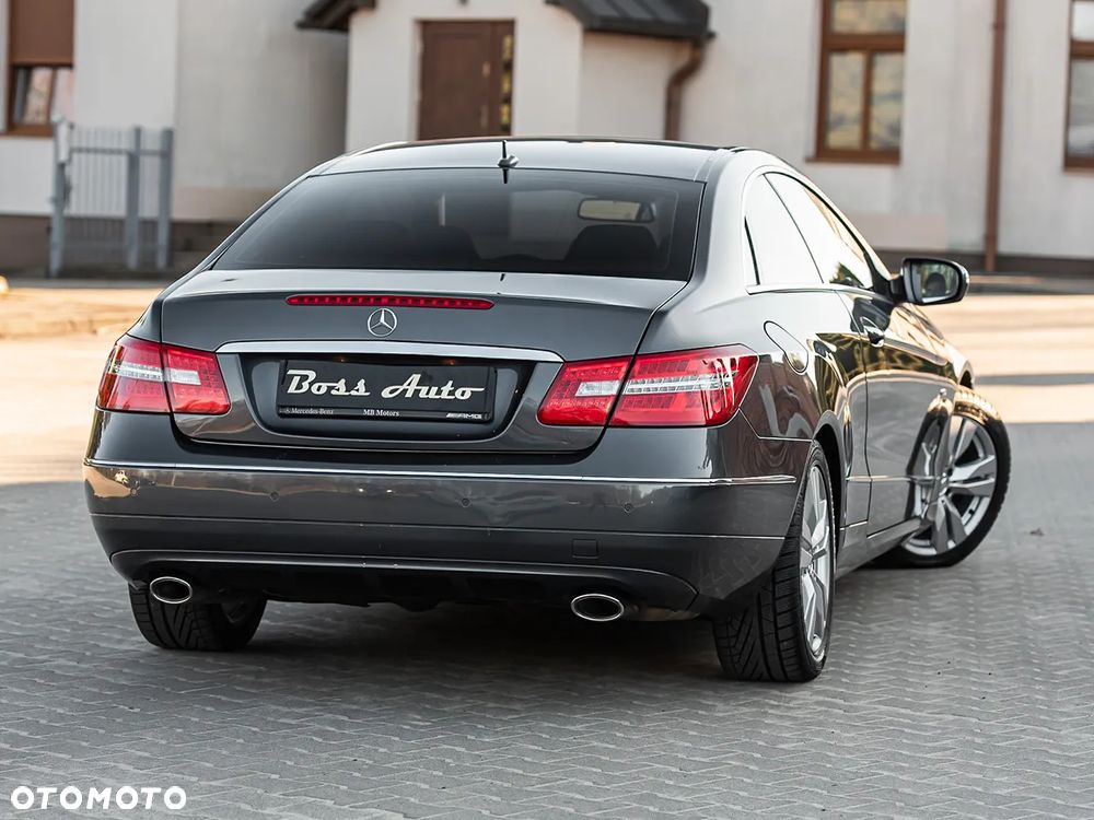 Mercedes-Benz Klasa E 350 CDI DPF BlueEFFICIENCY 7G-TRONIC Avantgarde - 12