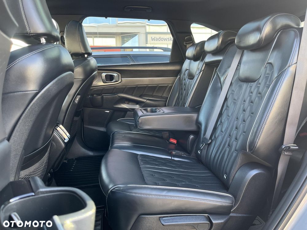 Kia Sorento - 16